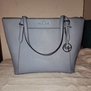 Michael Kors Leather Ciara Large EW TZ Tote in Pale Blue